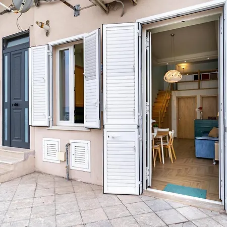 Apartment Lovely Flat In Front Of The Giardini Naxos
